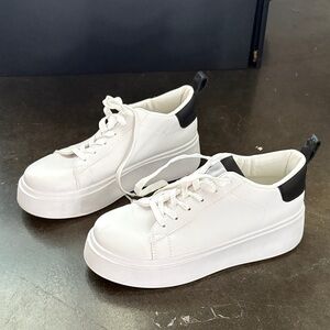 White platform tennis shoes